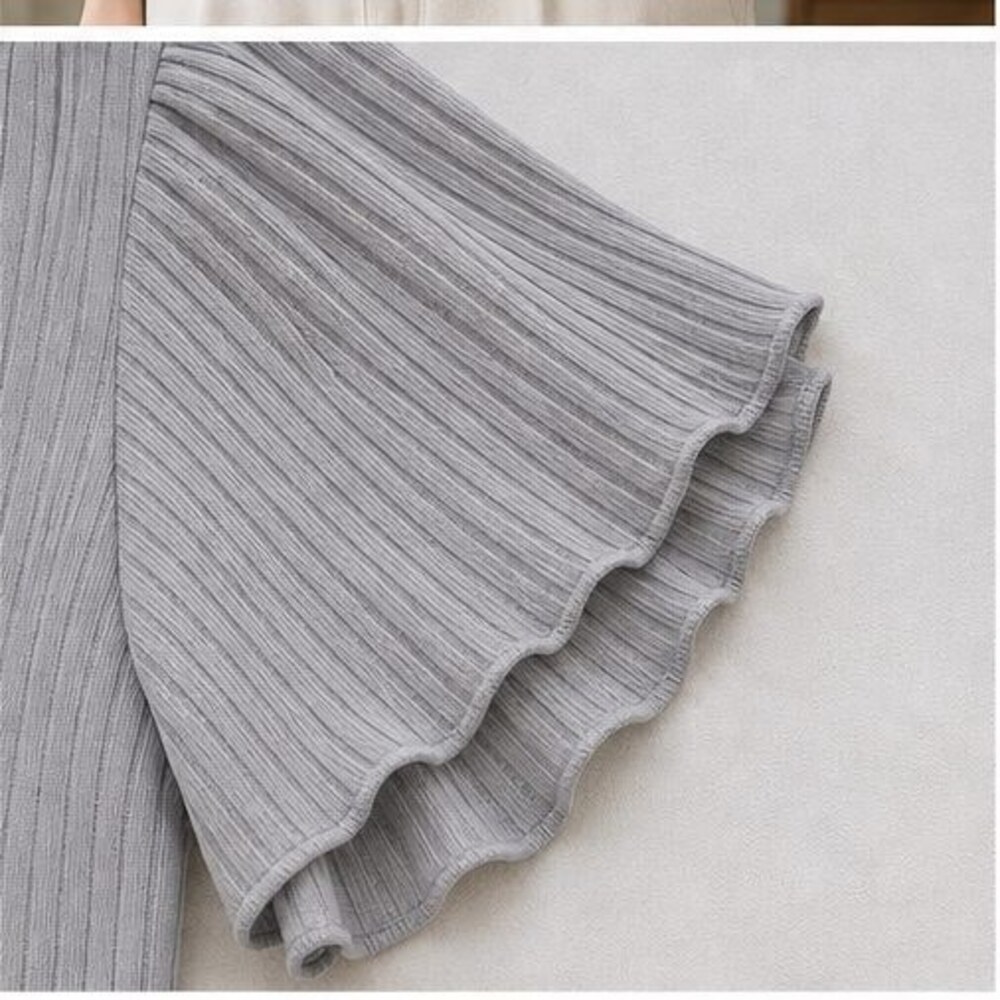 Gray Ruffle Blouse - Picture 5 of 6